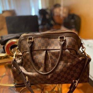 Large Louis Vuitton bag